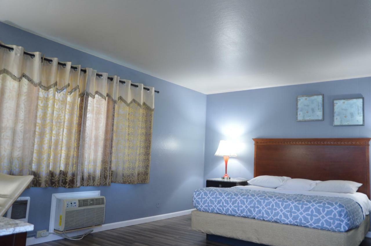 Motel Glass Slipper - Stanford 3*