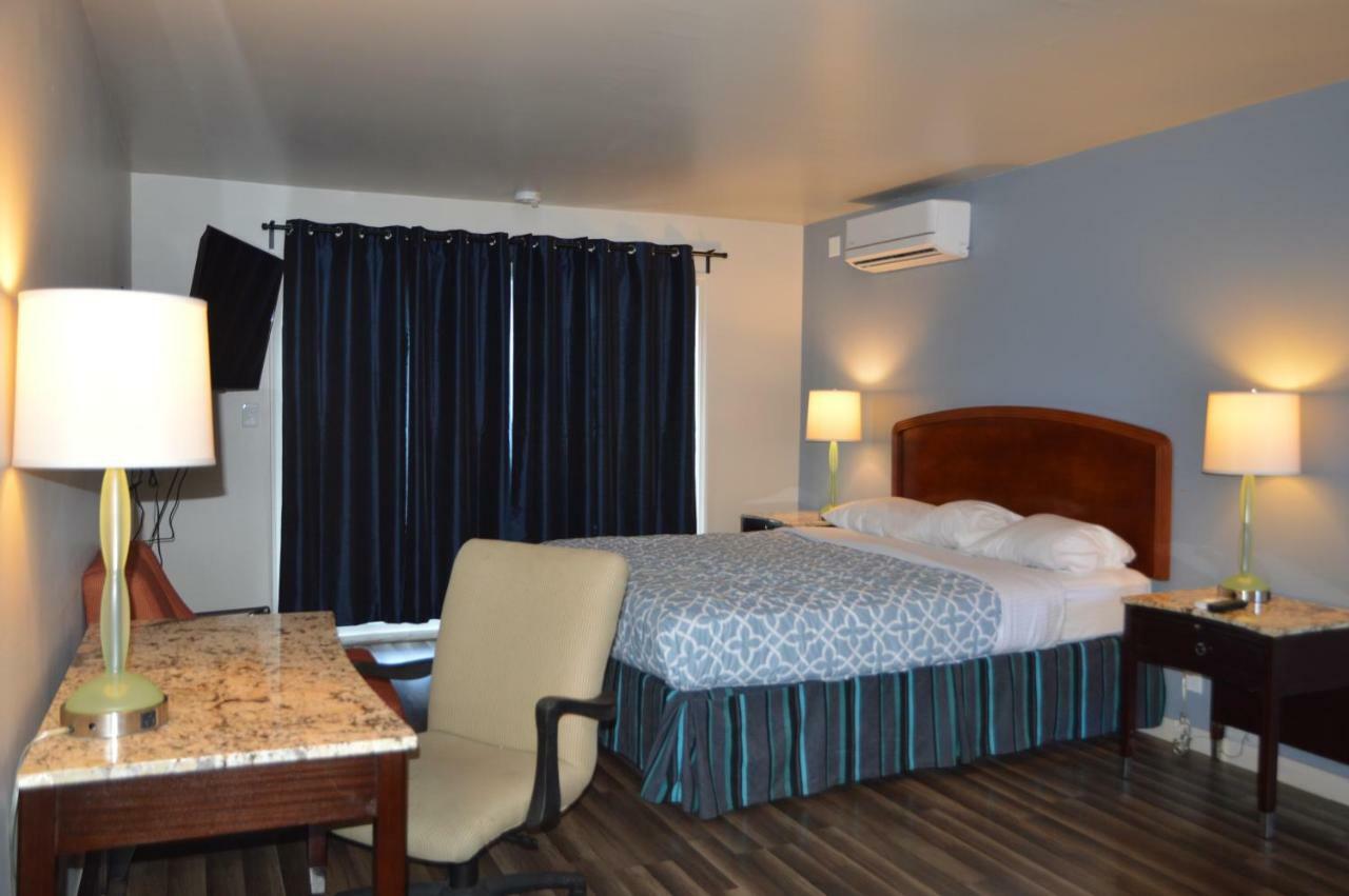 Glass Slipper - Stanford 3*